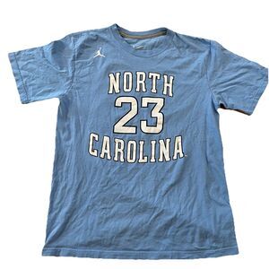 Nike Michael Jordan #23 North Carolina Tarheels Graphic T-Shirt Size Medium